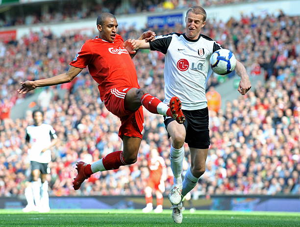 更是对女性 更是对女性